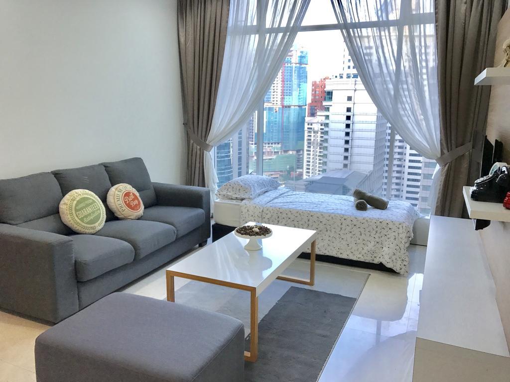 Soho Suites Klcc By Pnut Klcc View Куала Лумпур Екстериор снимка