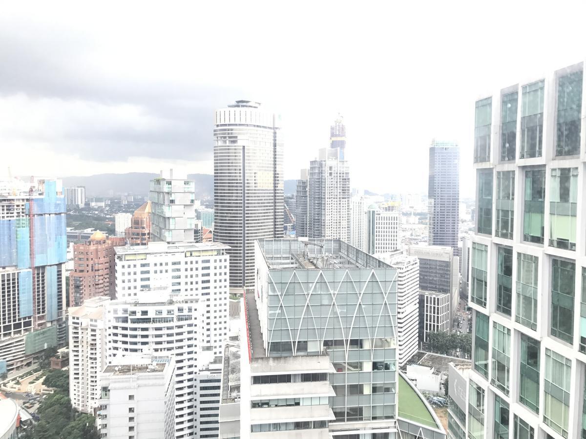 Soho Suites Klcc By Pnut Klcc View Куала Лумпур Екстериор снимка