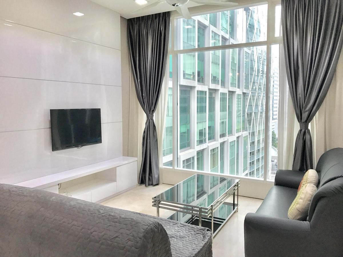 Soho Suites Klcc By Pnut Klcc View Куала Лумпур Екстериор снимка