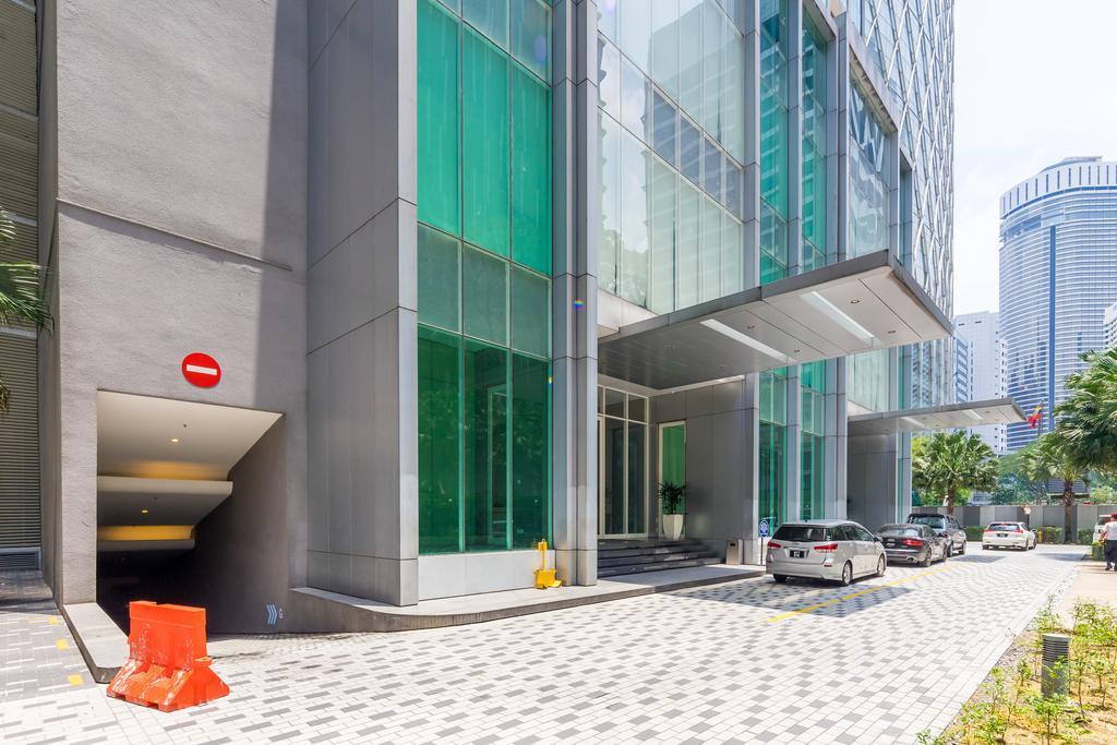 Soho Suites Klcc By Pnut Klcc View Куала Лумпур Екстериор снимка