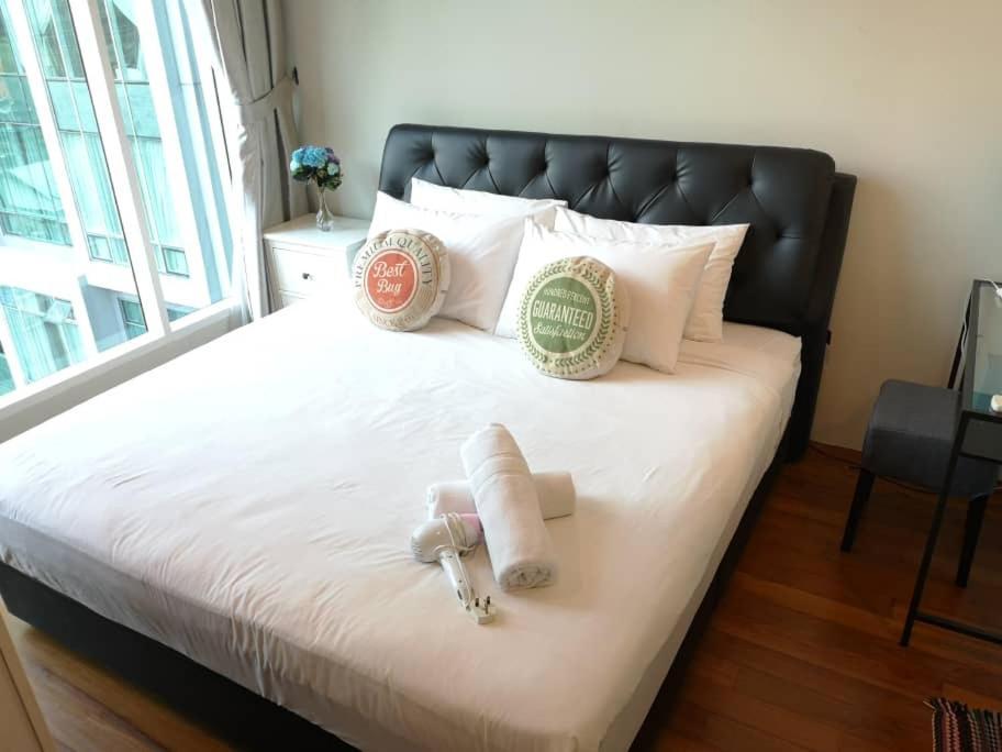Soho Suites Klcc By Pnut Klcc View Куала Лумпур Екстериор снимка