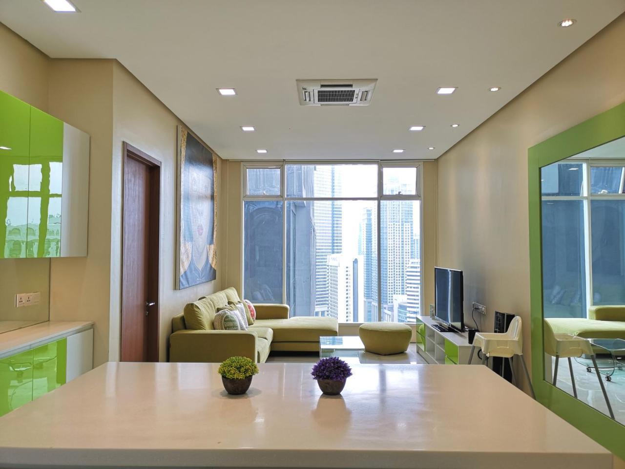Soho Suites Klcc By Pnut Klcc View Куала Лумпур Екстериор снимка