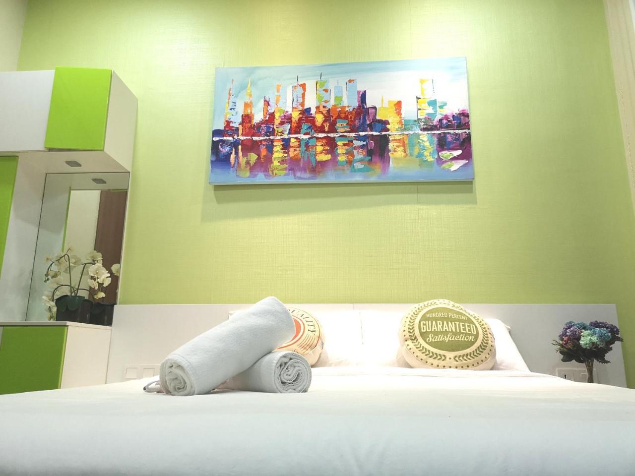 Soho Suites Klcc By Pnut Klcc View Куала Лумпур Екстериор снимка