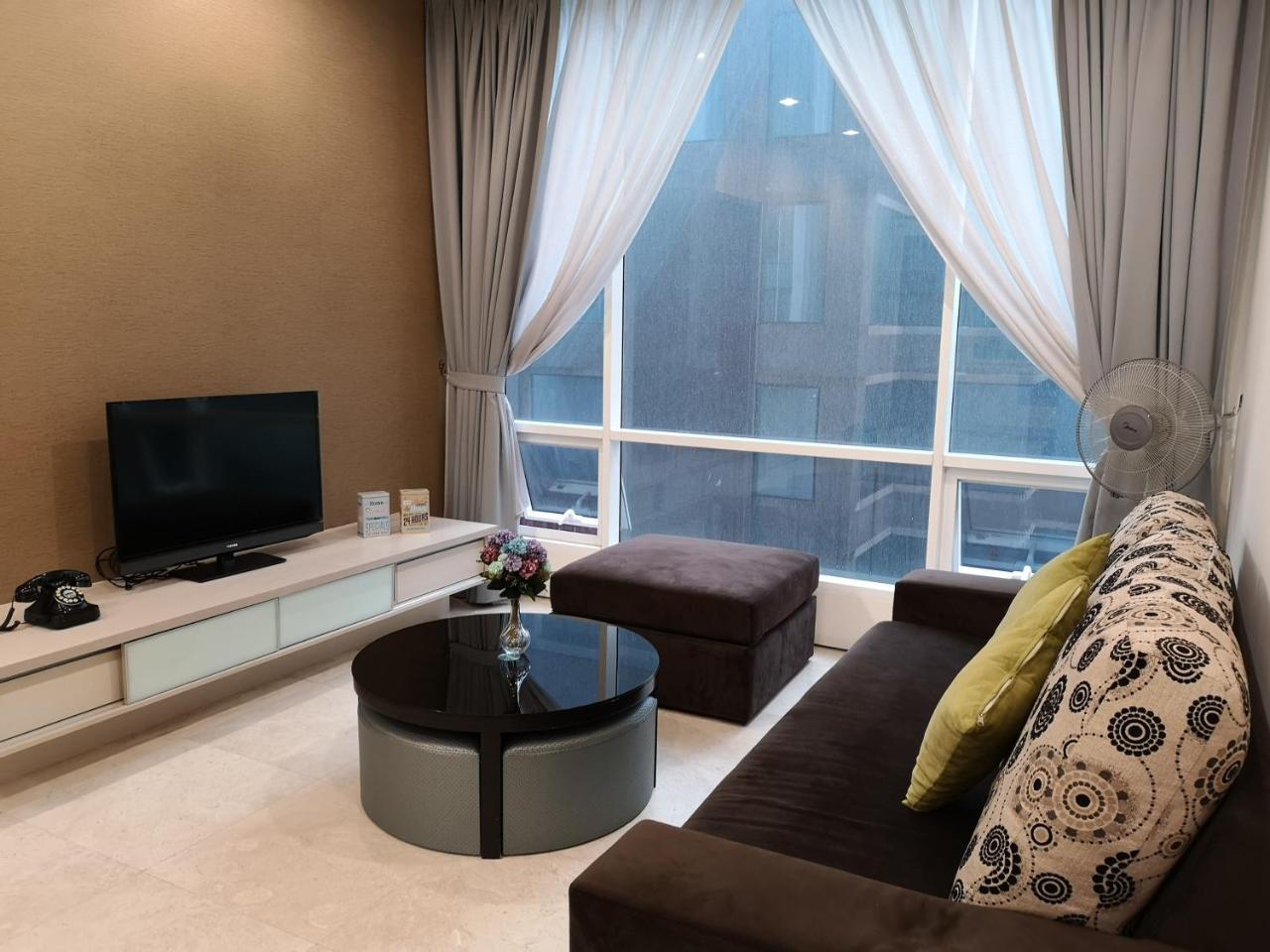 Soho Suites Klcc By Pnut Klcc View Куала Лумпур Екстериор снимка